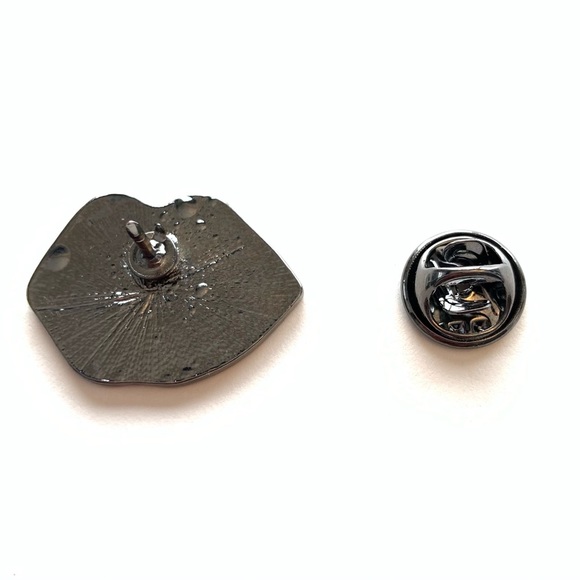 3/$10 💋 “Pouty Mouth” Unisex Enamel Pin for Personal Use or Gifts - Mix & Match - Picture 5 of 5